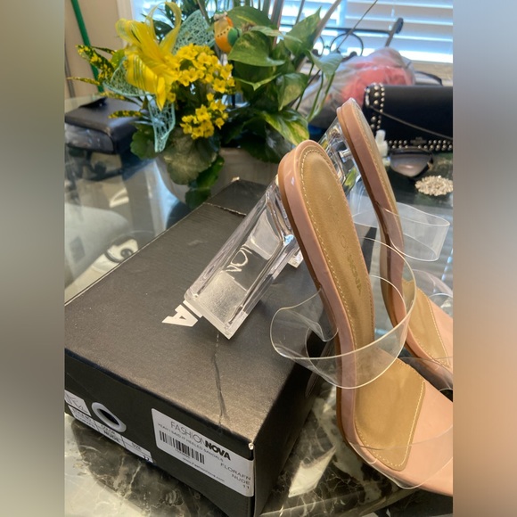 Sz 11 Clear Double Strap Sandals - Picture 2 of 5